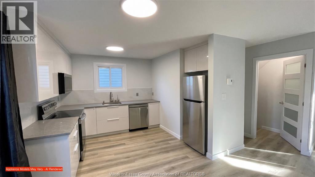 1545 Bayswater CRESCENT - 3