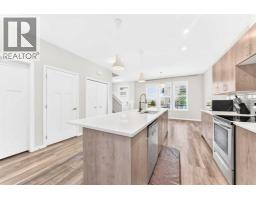 4pc Bathroom - 156 South Point Court Sw, Airdrie, AB T4B4K9 Photo 9