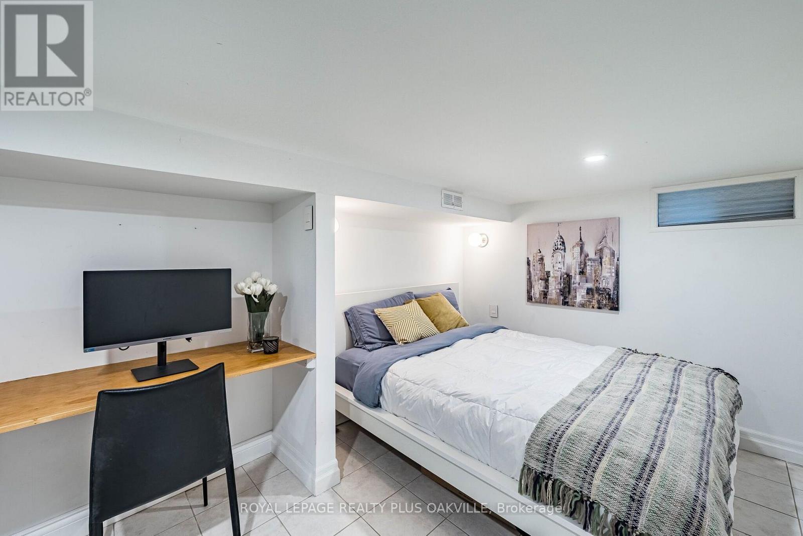 294 Logan Avenue, Toronto, ON photo 36