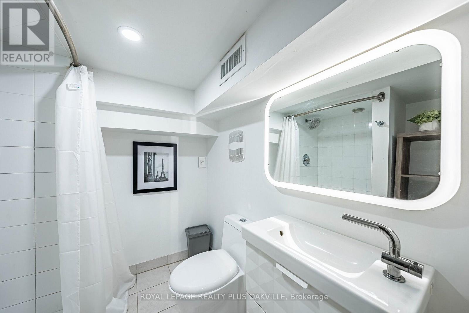 294 Logan Avenue, Toronto, ON photo 38