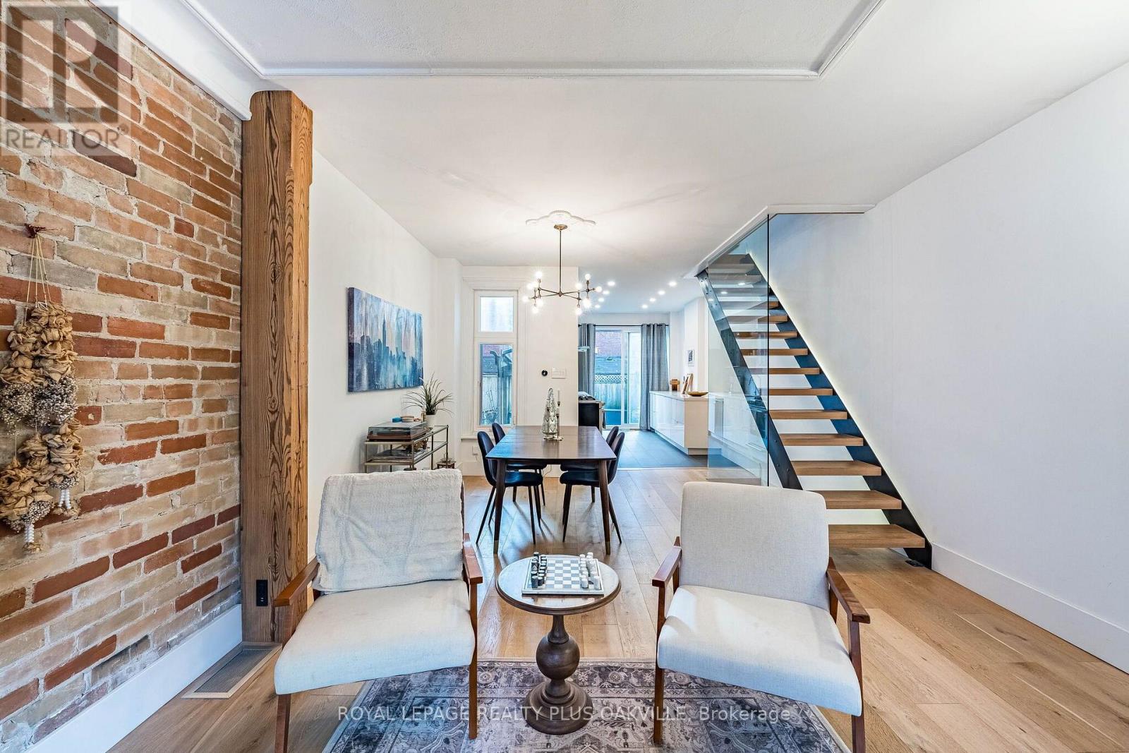 294 Logan Avenue, Toronto, ON photo 9