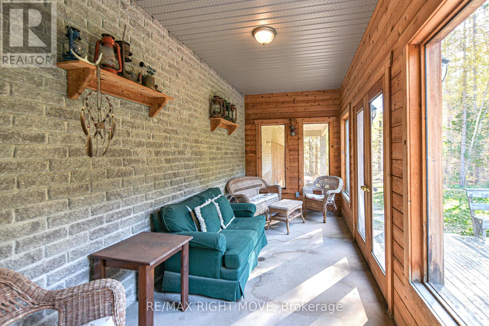 4200 Pine Valley Lane, Severn, ON photo 17