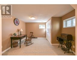 4200 Pine Valley Lane, Severn, ON L3V6H2 Photo 33