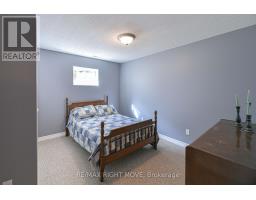 4200 Pine Valley Lane, Severn, ON L3V6H2 Photo 35