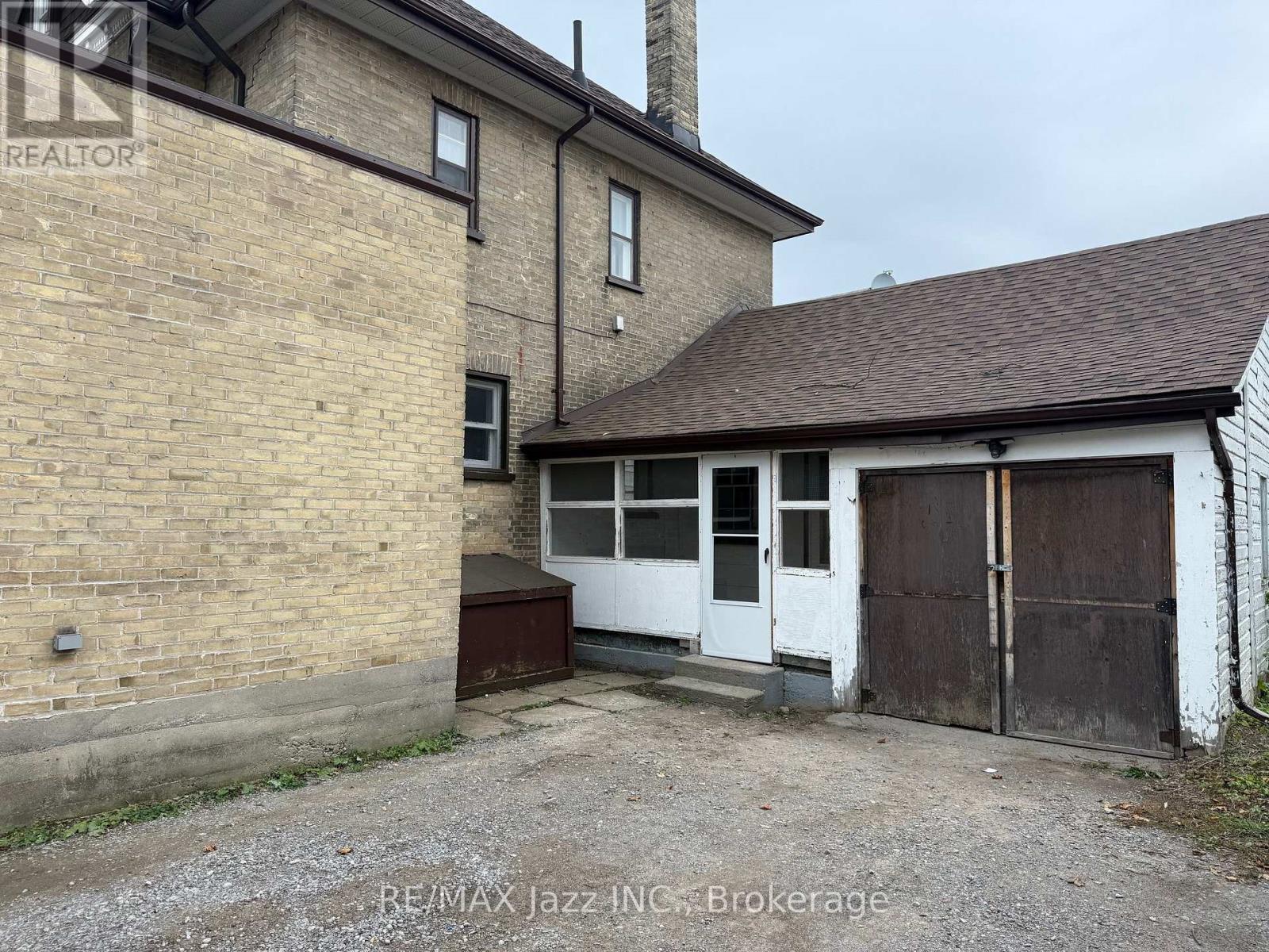 166 Dublin Street, Peterborough, ON photo 5