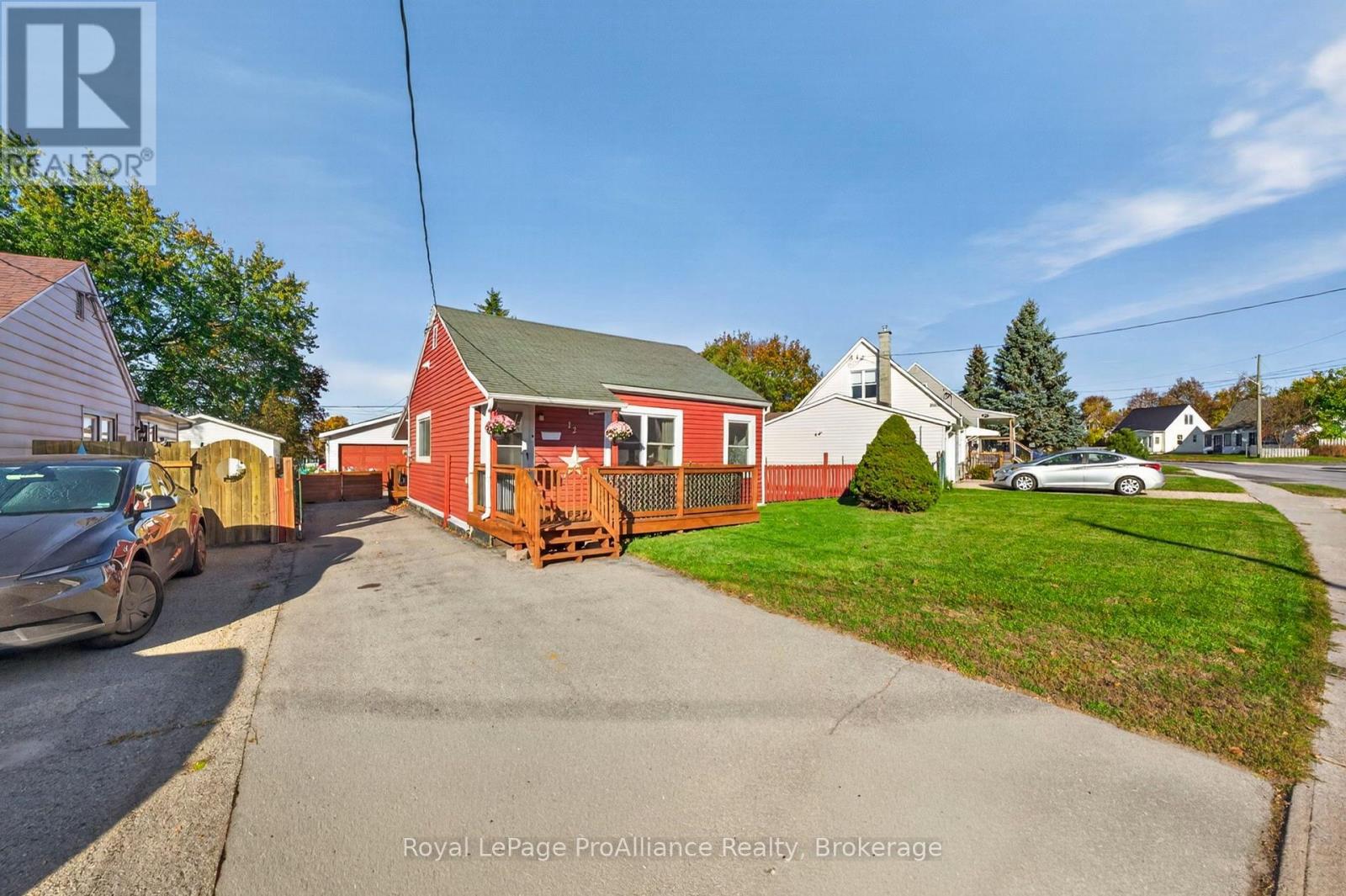 12 Kerr Crescent, Quinte West, ON photo 2