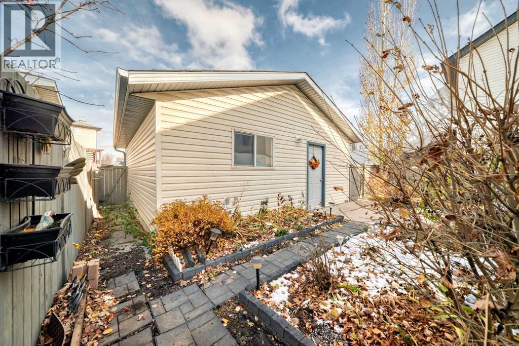 201 Stonegate Drive NW, Airdrie — photo 33