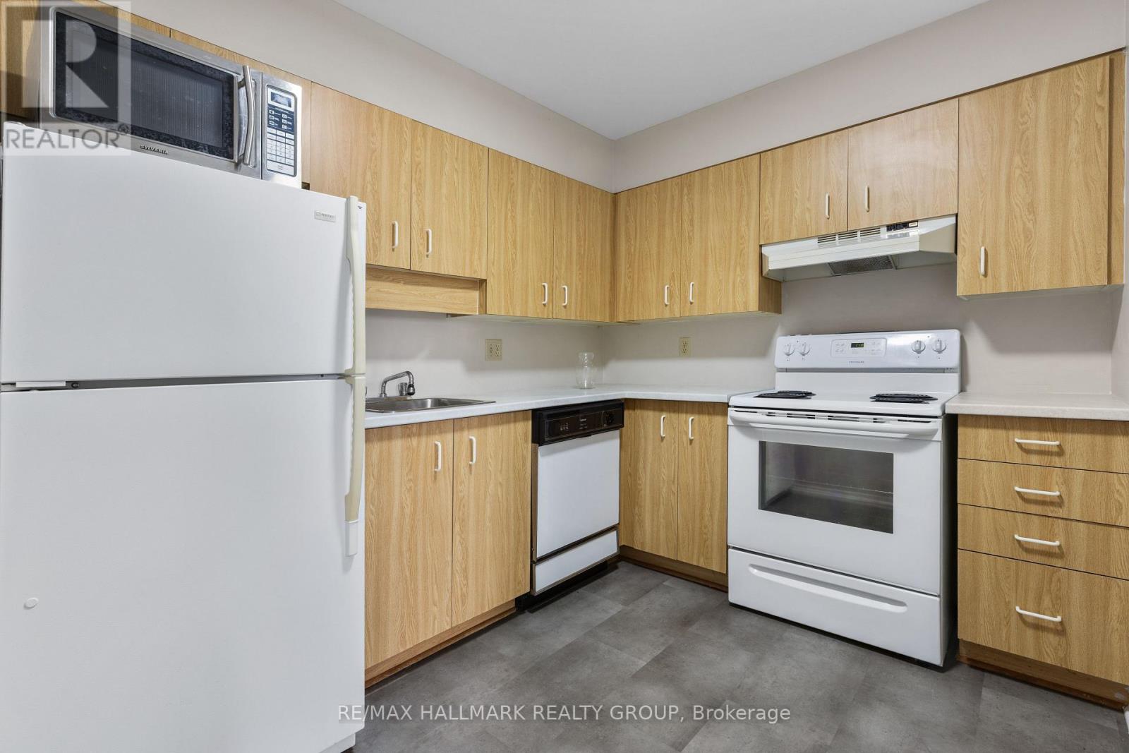 Commercial Properties for Sale in Ottawa – 306 – 345 CENTRUM BOULEVARD – By Peter Sagos - Image 8