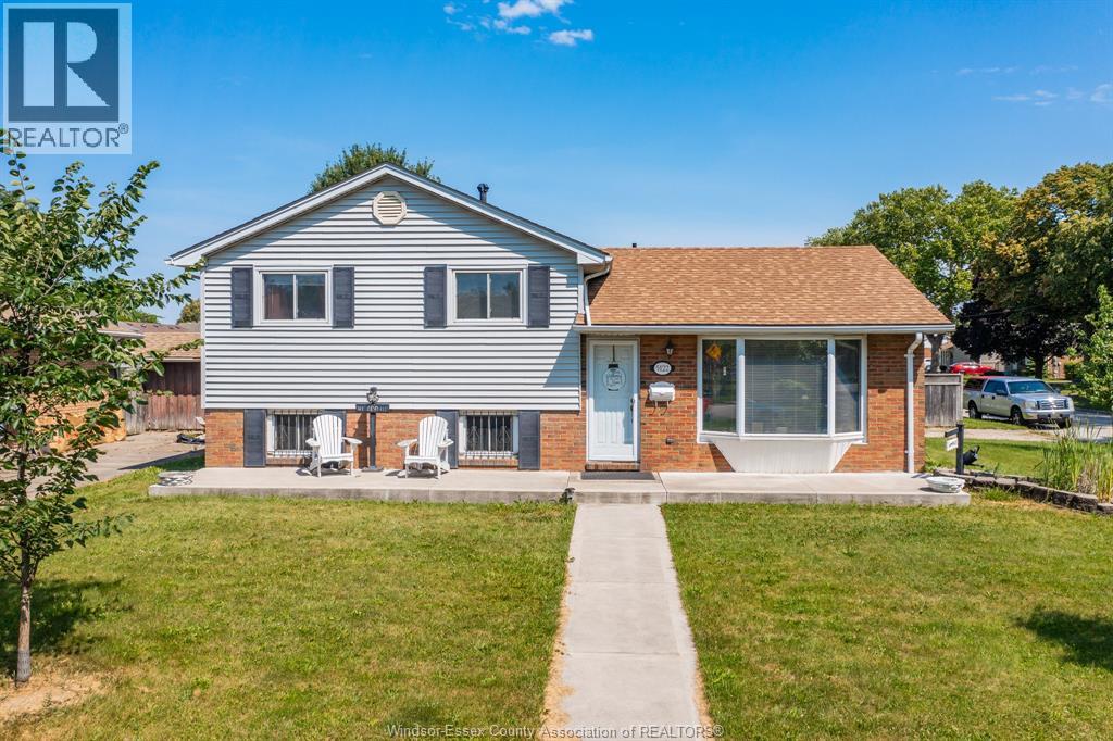 5122 COLBOURNE DRIVE - 1