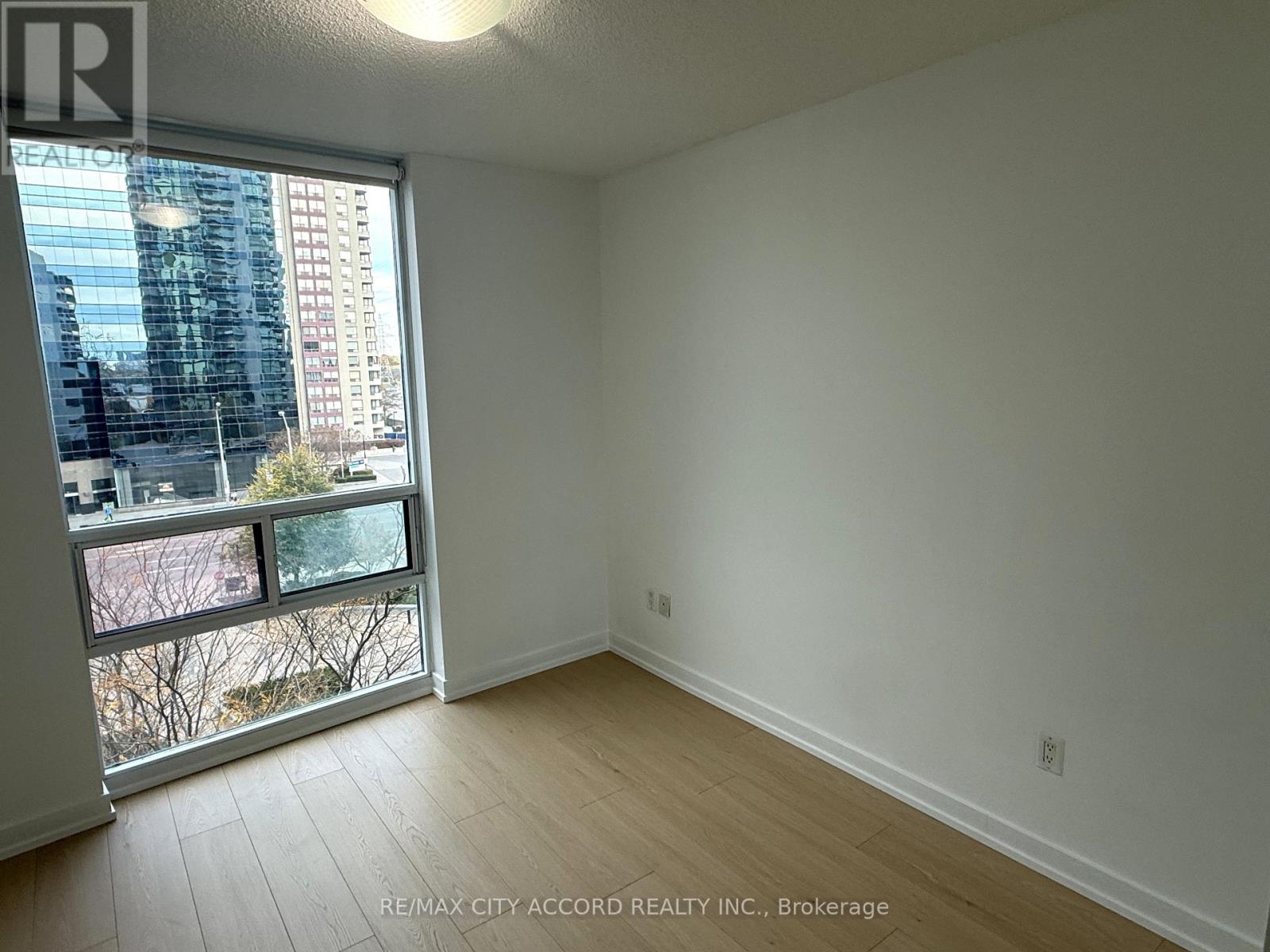 Photo of 507 - 5740 YONGE STREET
