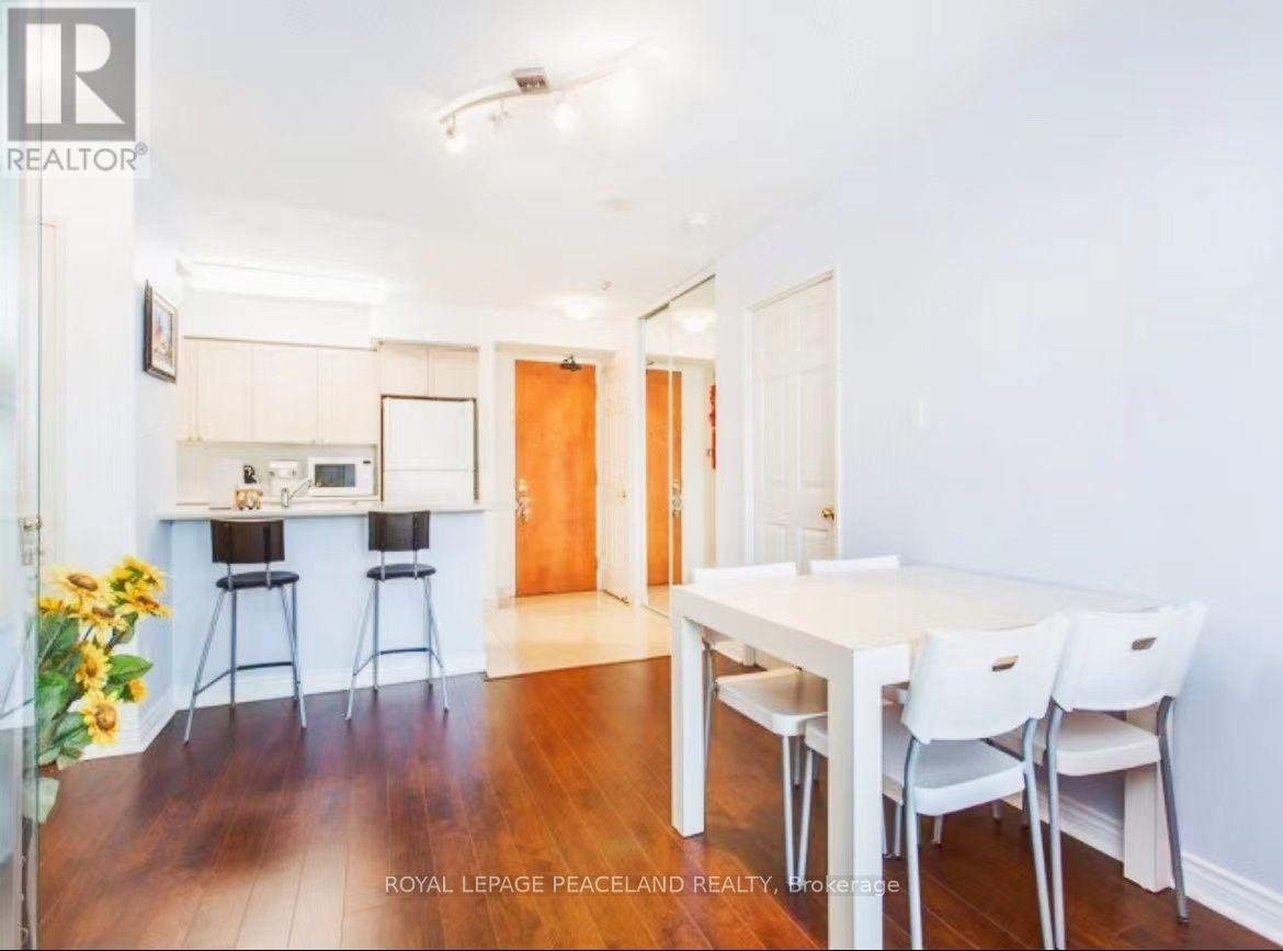 Photo of 1609 - 260 DORIS AVENUE