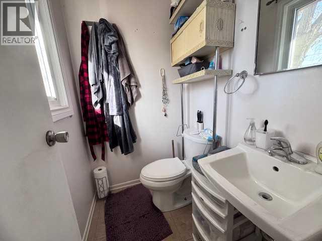 3908 49 Avenue, Lloydminster — photo 22