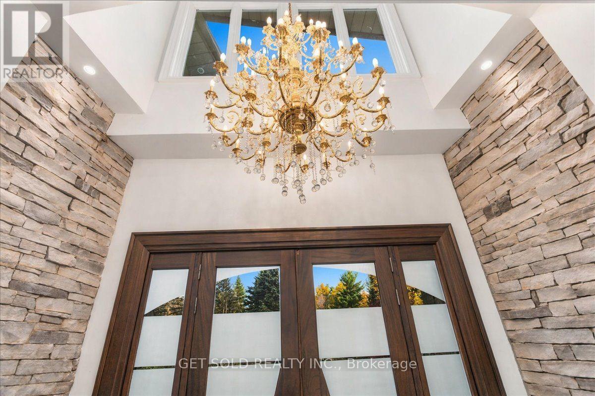 Photo of 76 SILVER FOX PLACE