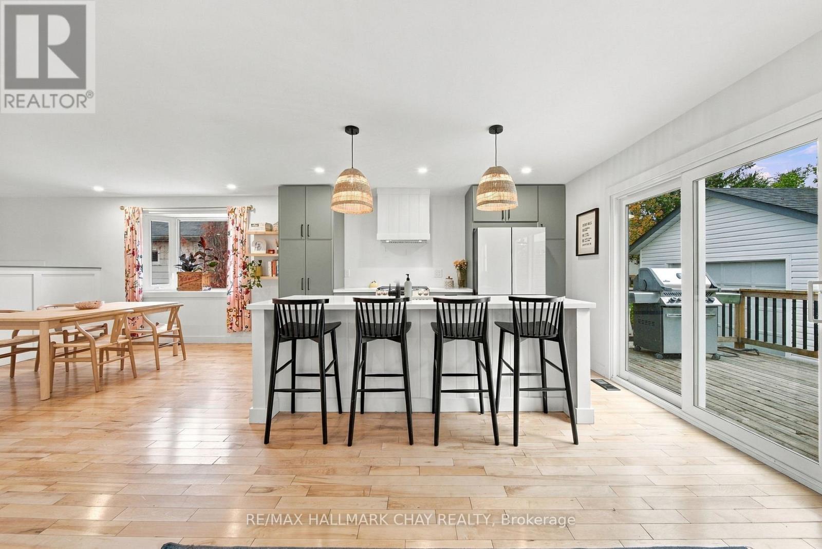 101 Queen Street, Barrie photo 11