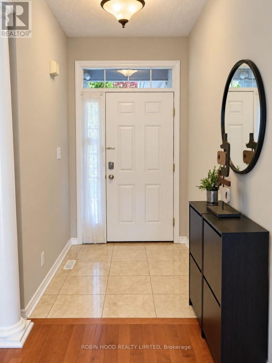 377 Berryhill Place, London North, ON photo 2