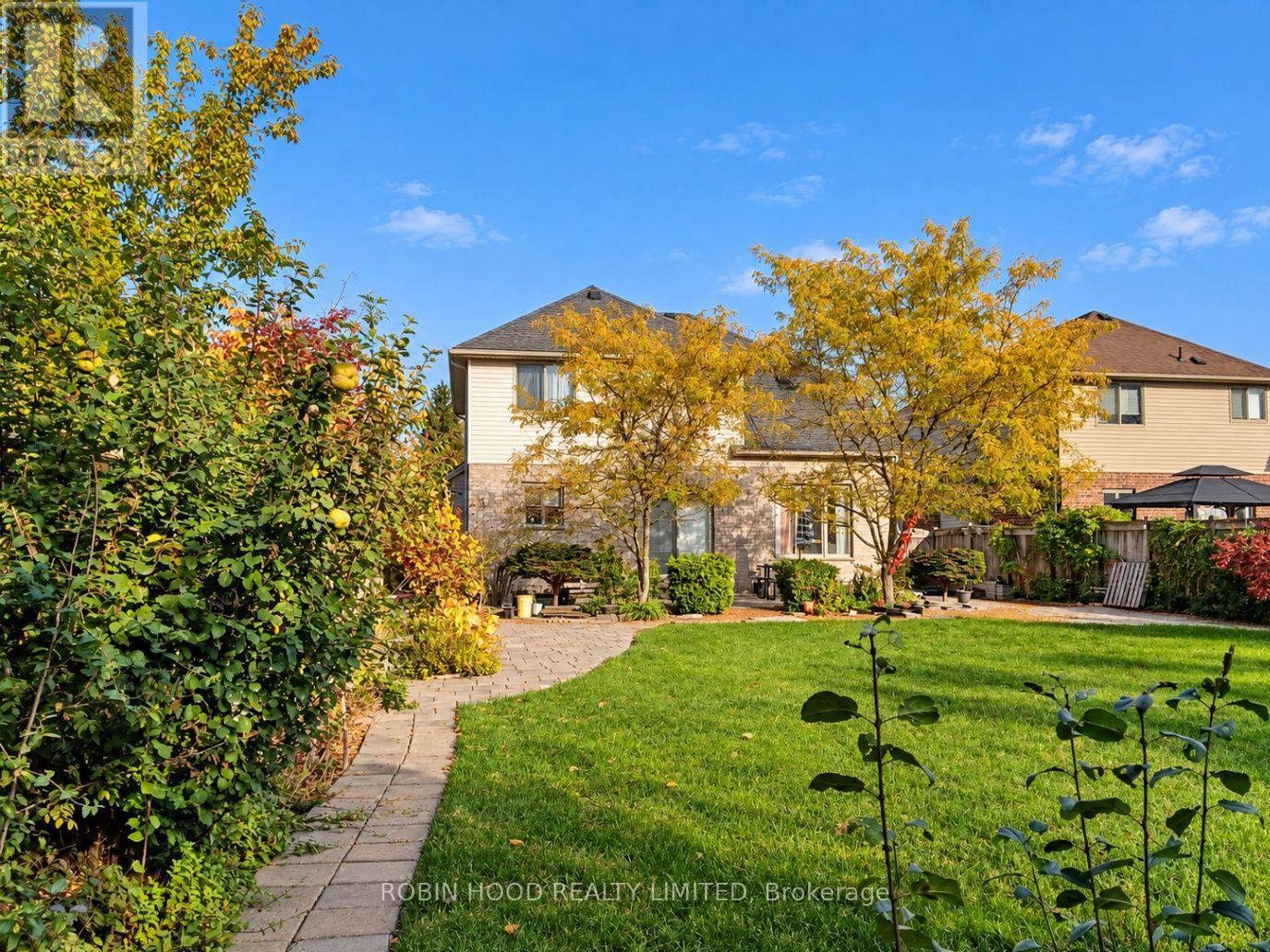 377 Berryhill Place, London North, ON photo 38