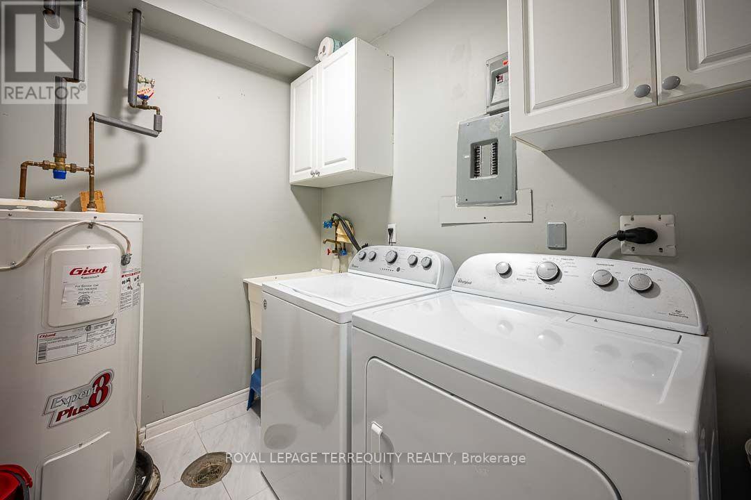 211- 475 Parkhill Road West, Peterborough, ON photo 17