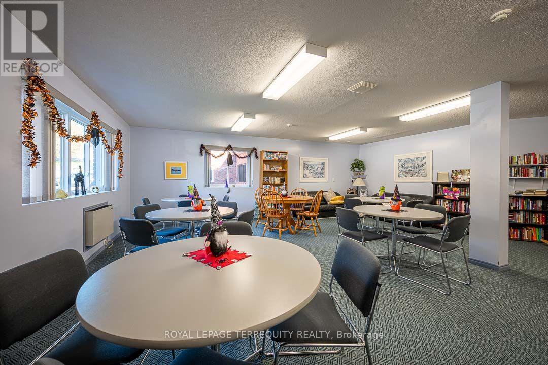 211- 475 Parkhill Road West, Peterborough, ON photo 20