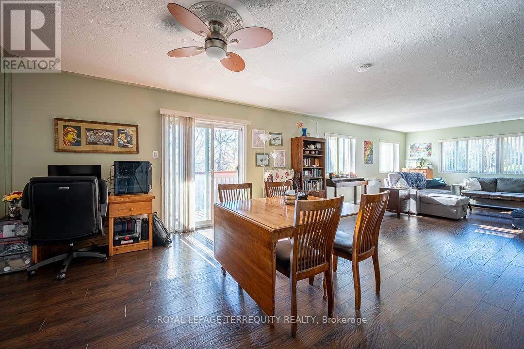 211- 475 Parkhill Road West, Peterborough, ON photo 7