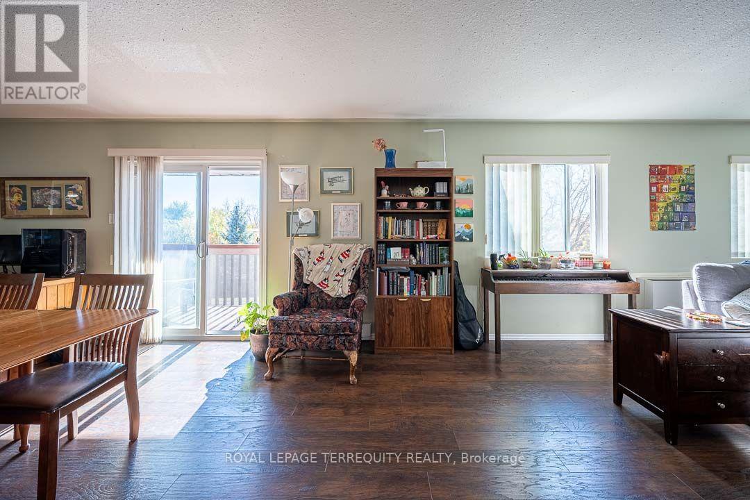 211- 475 Parkhill Road West, Peterborough, ON photo 9