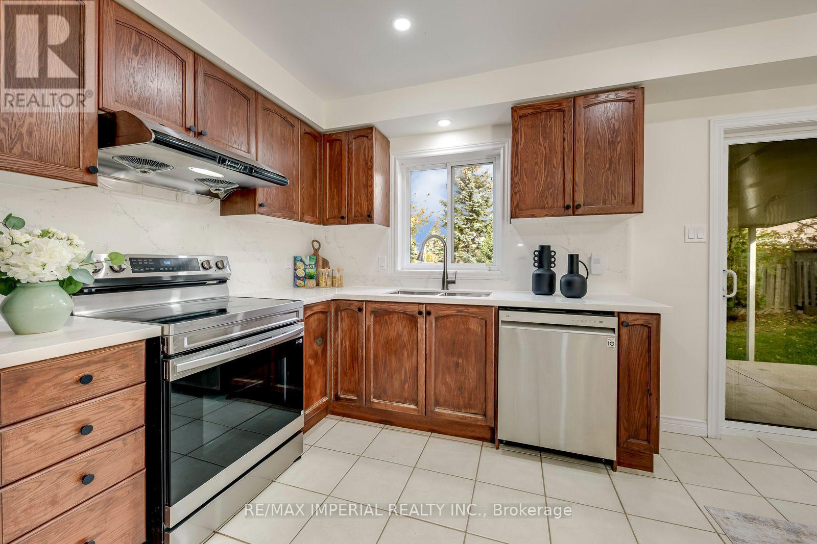 1149 Harrogate Drive, Hamilton, ON photo 14