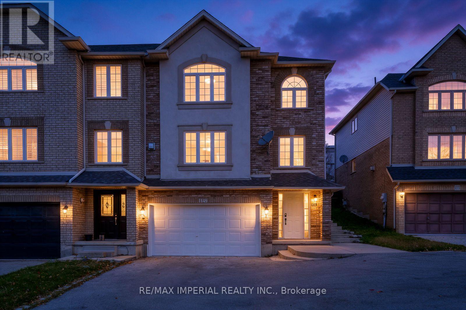 1149 Harrogate Drive, Hamilton, ON photo 3