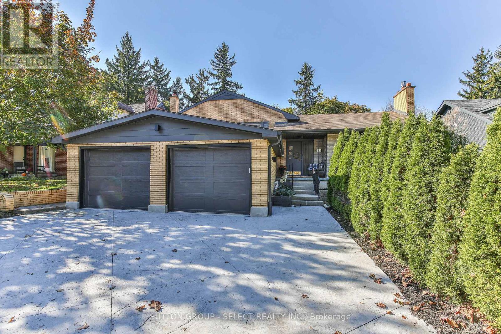 4 bedroom Single Family exterior, 35 Croxton Road, London South (South G), Ontario