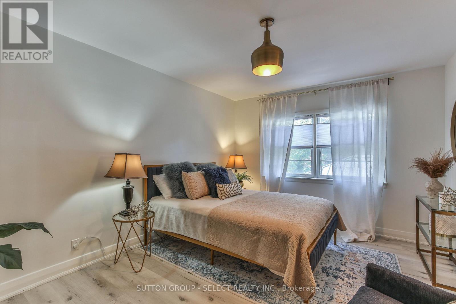 4 bedroom Single Family interior view, 35 Croxton Road, London South (South G), Ontario