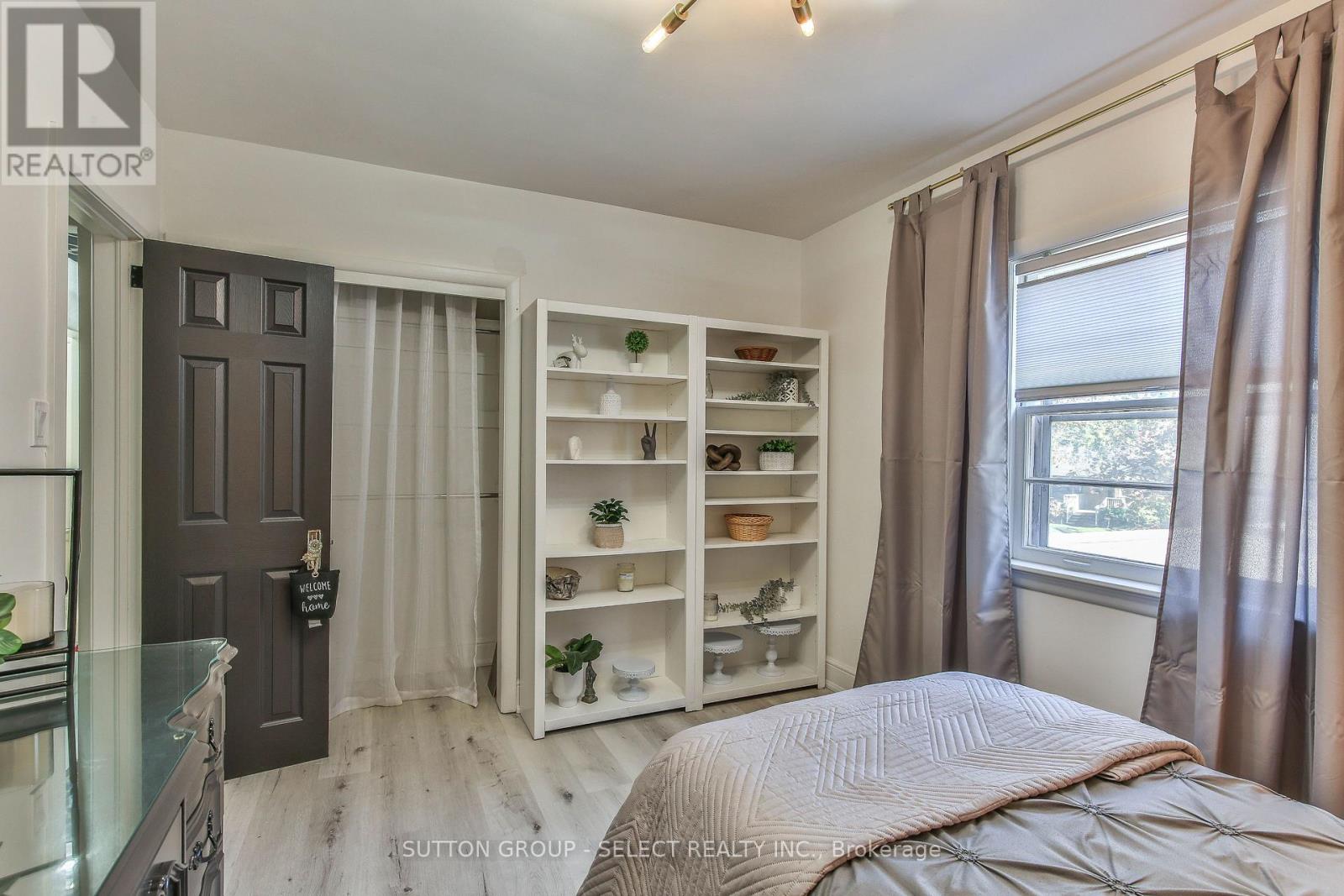 4 bedroom Single Family interior view, 35 Croxton Road, London South (South G), Ontario