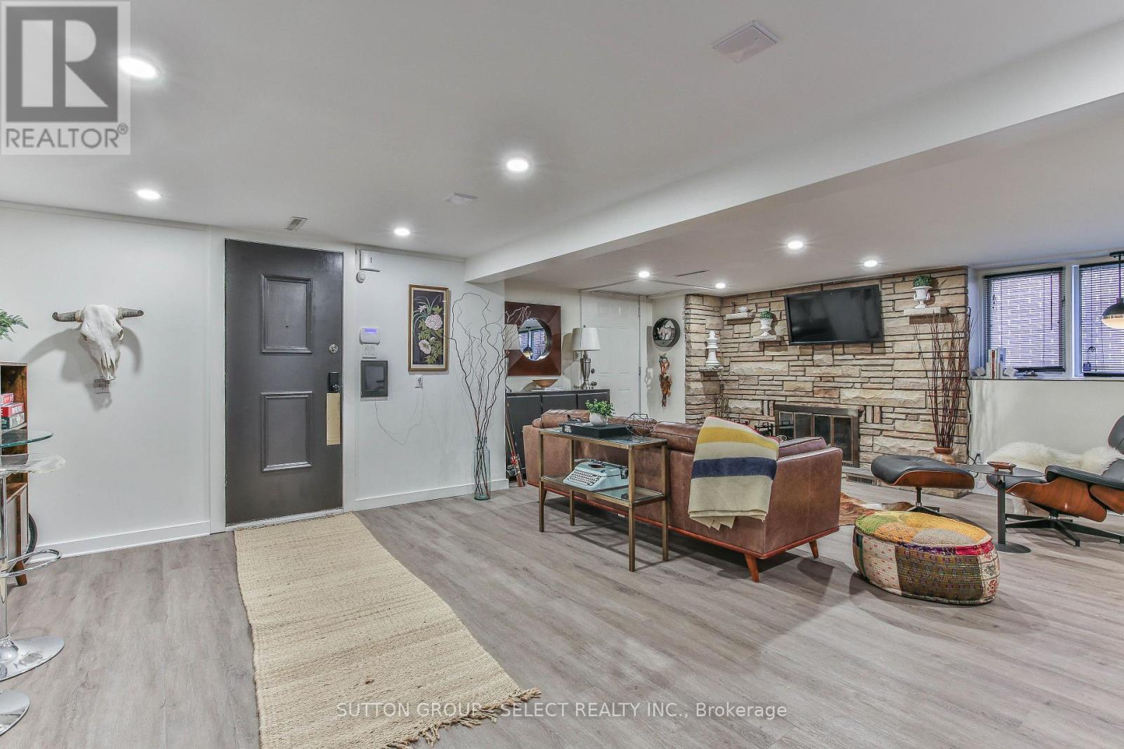 4 bedroom Single Family interior view, 35 Croxton Road, London South (South G), Ontario