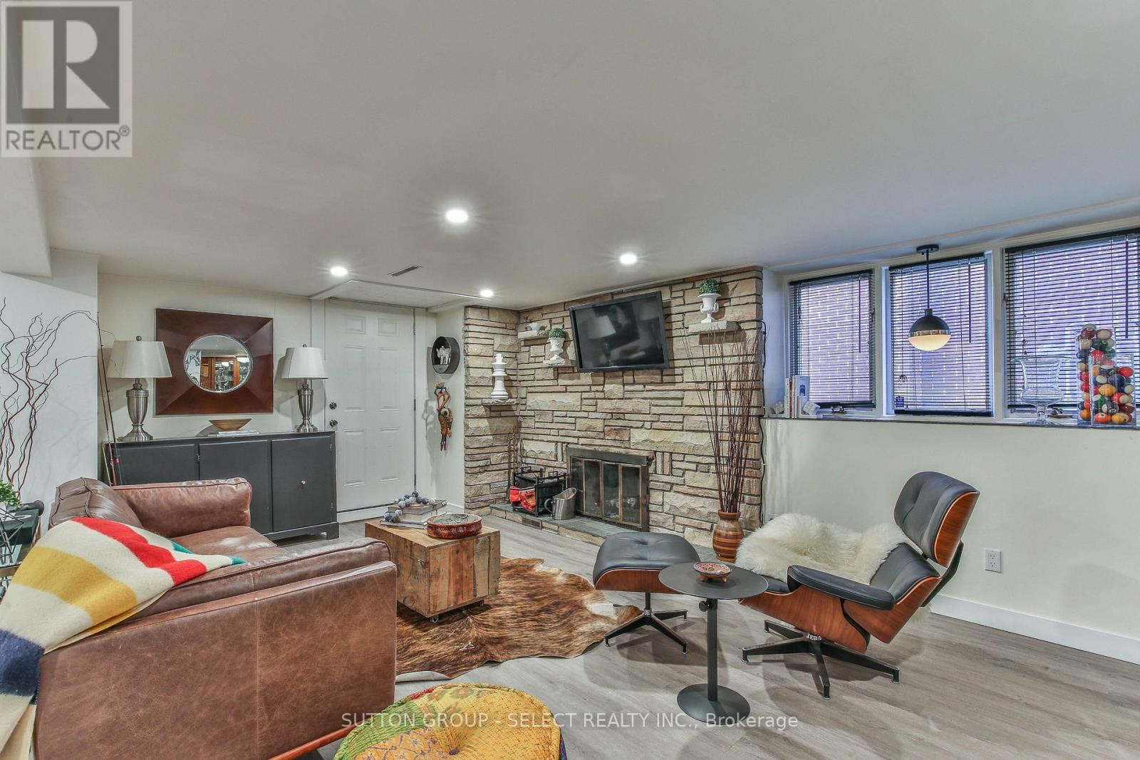 4 bedroom Single Family interior view, 35 Croxton Road, London South (South G), Ontario