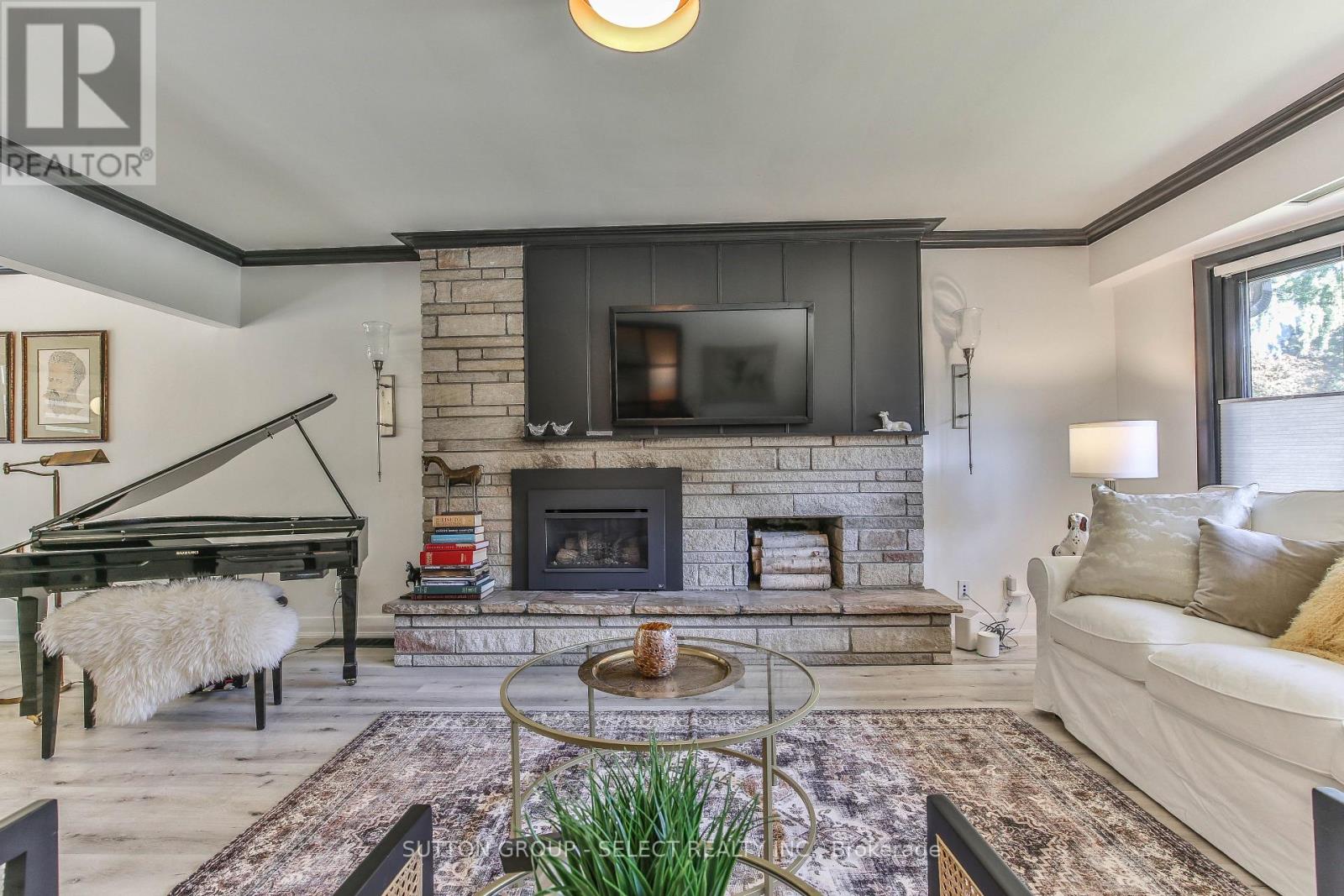 4 bedroom Single Family interior view, 35 Croxton Road, London South (South G), Ontario