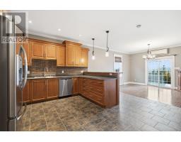 322 Lanark Drive thumbnail 9