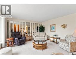 Bedroom - 102 Bence Crescent, Saskatoon, SK S7L4J1 Photo 8