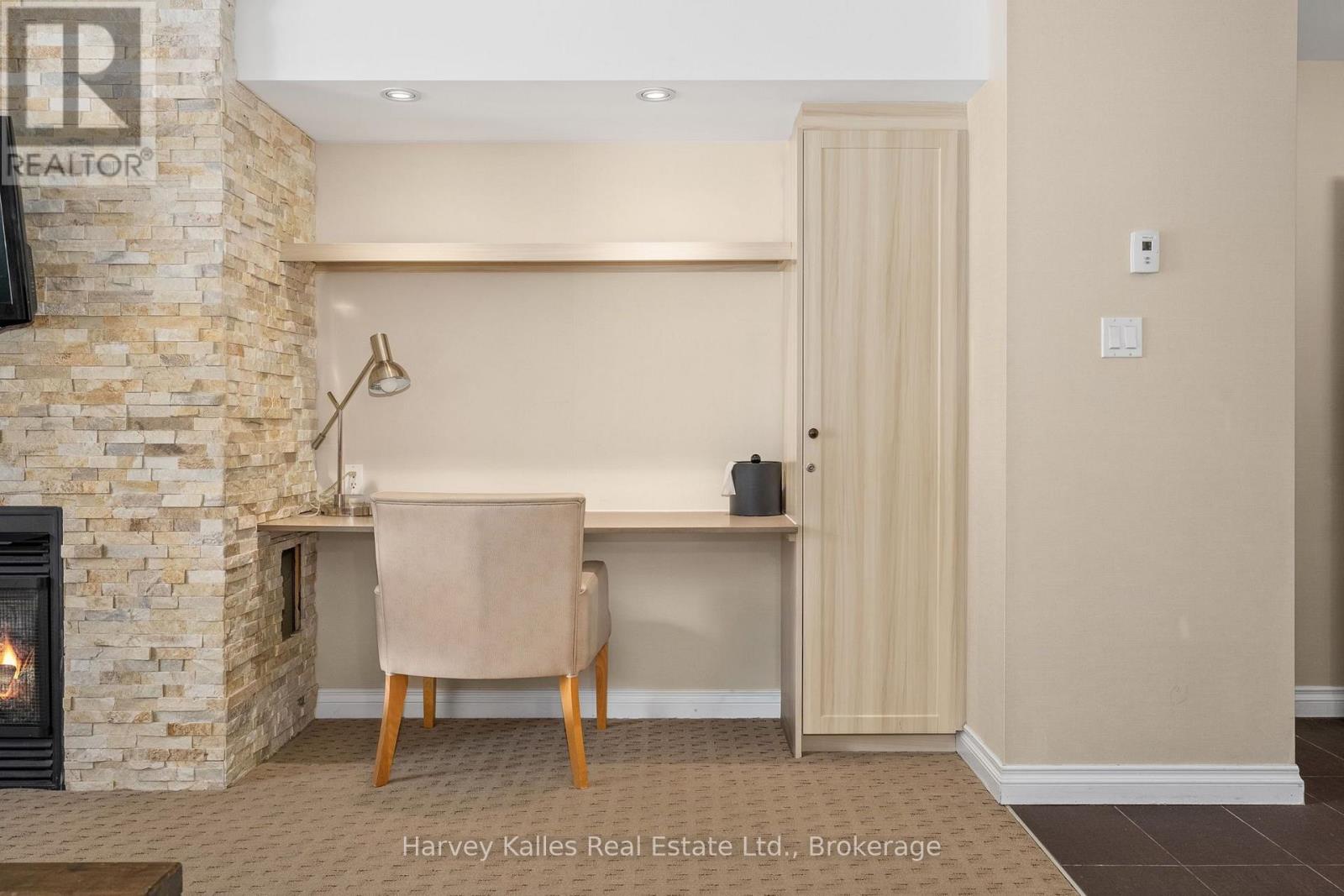 #201 54 DEERHURST SUMMIT DRIVE - 11