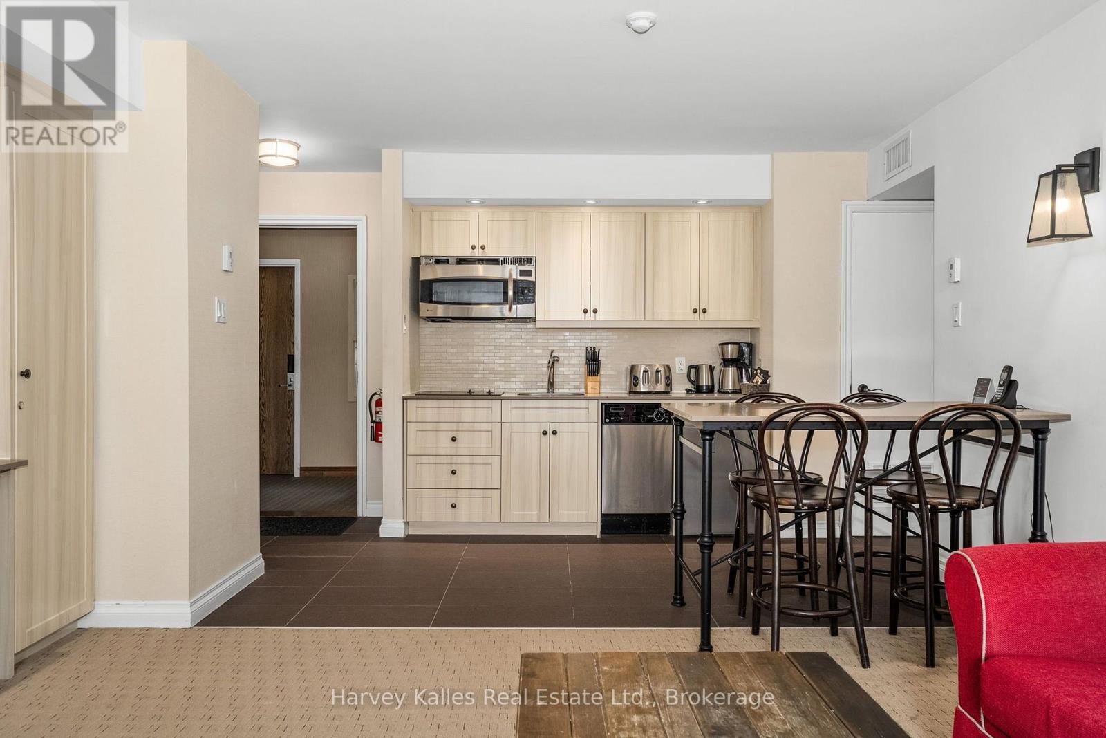 #201 54 DEERHURST SUMMIT DRIVE - 16