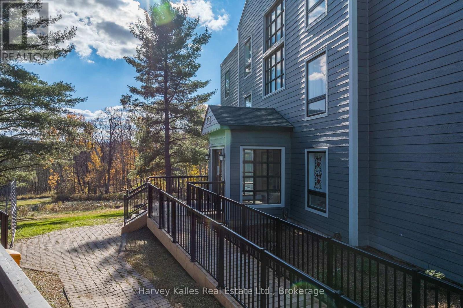 #202 54 DEERHURST SUMMIT DRIVE - 22
