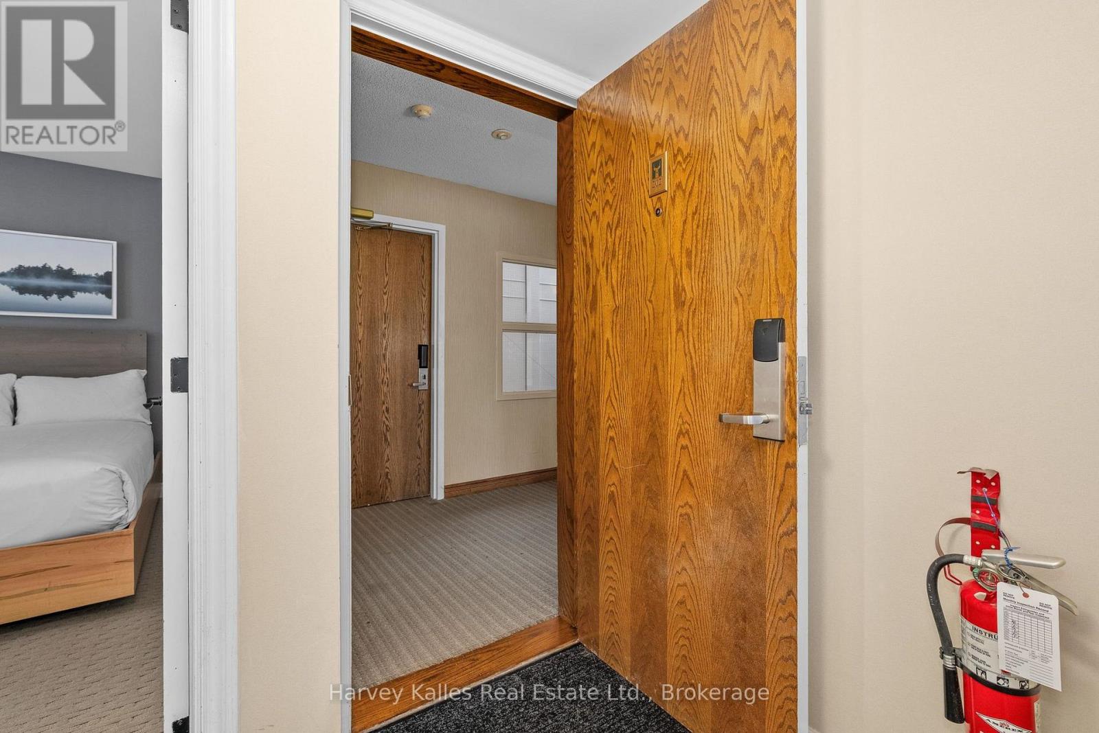 #202 54 DEERHURST SUMMIT DRIVE - 5