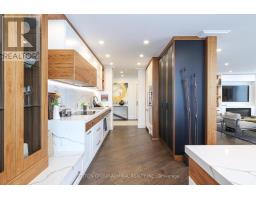 1404 - 619 Avenue Road, Toronto, ON M4V2K6 Photo 17
