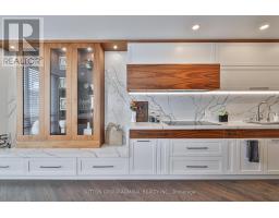1404 - 619 Avenue Road, Toronto, ON M4V2K6 Photo 19