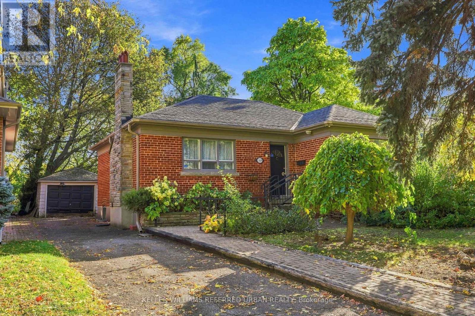369 HOUNSLOW AVENUE - 1