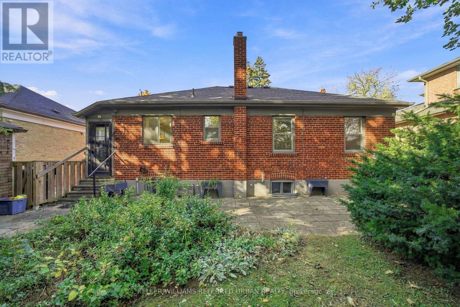 369 HOUNSLOW AVENUE - 15