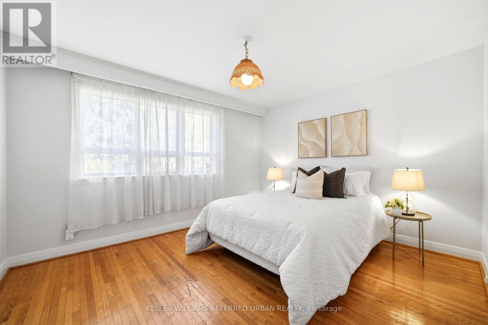 369 HOUNSLOW AVENUE - 16