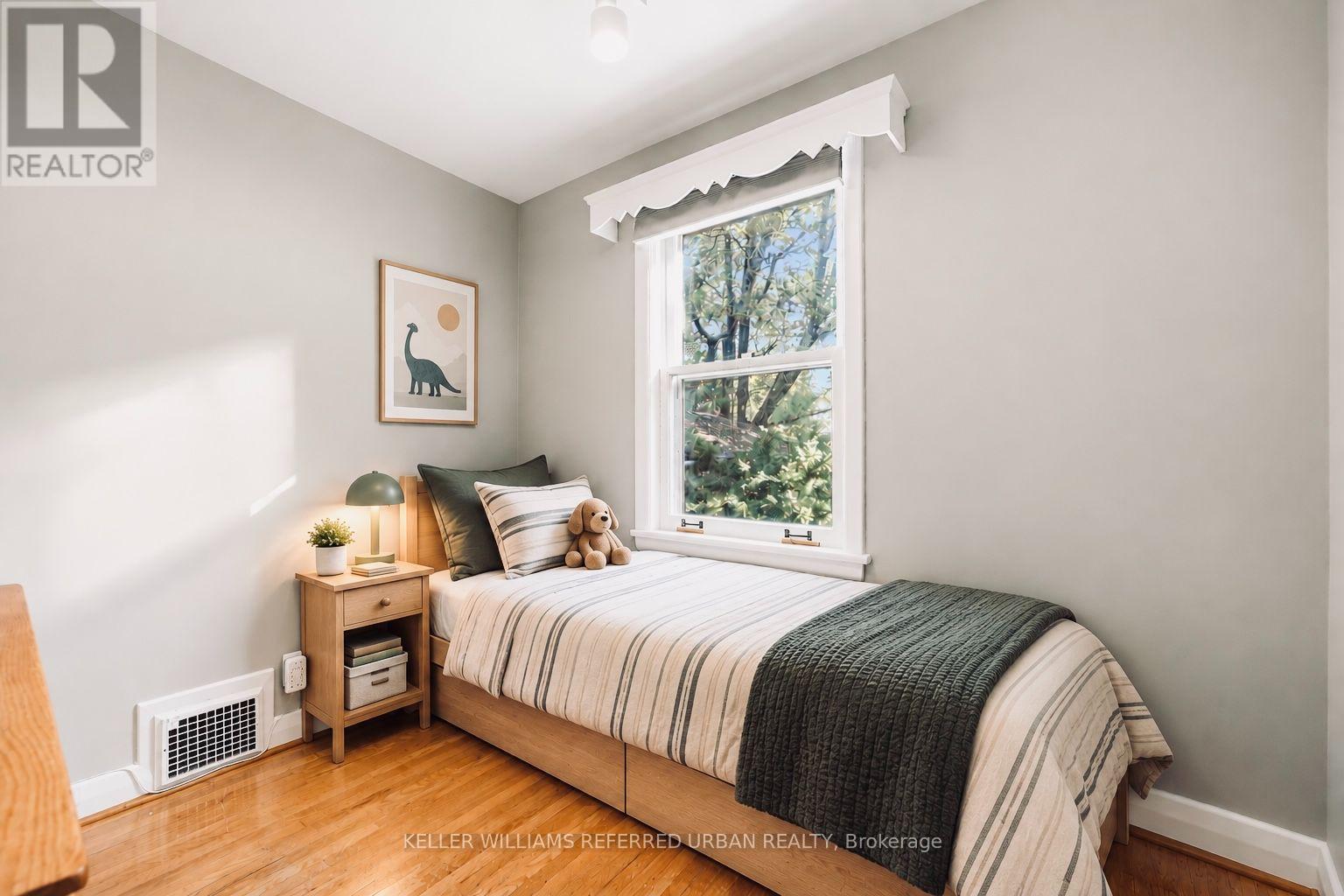 369 HOUNSLOW AVENUE - 20