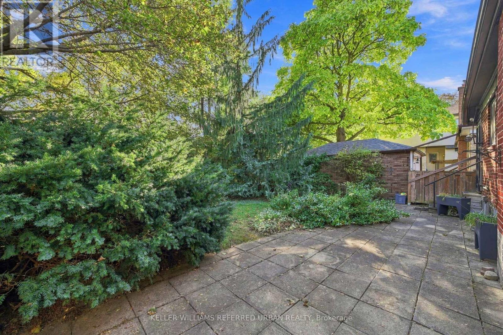 369 HOUNSLOW AVENUE - 30