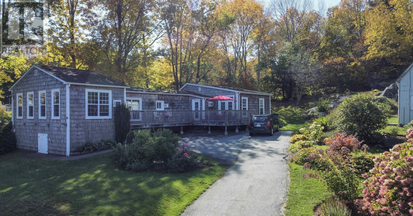 86 West Street, photo 2