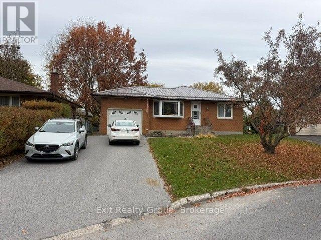 14 ERNEST COURT, Belleville