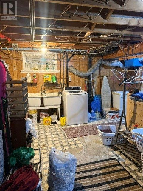 14 Ernest Court, Belleville, ON photo 21