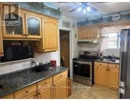 Laundry room - 14 Ernest Court, Belleville, ON K8P4H7 Photo 9