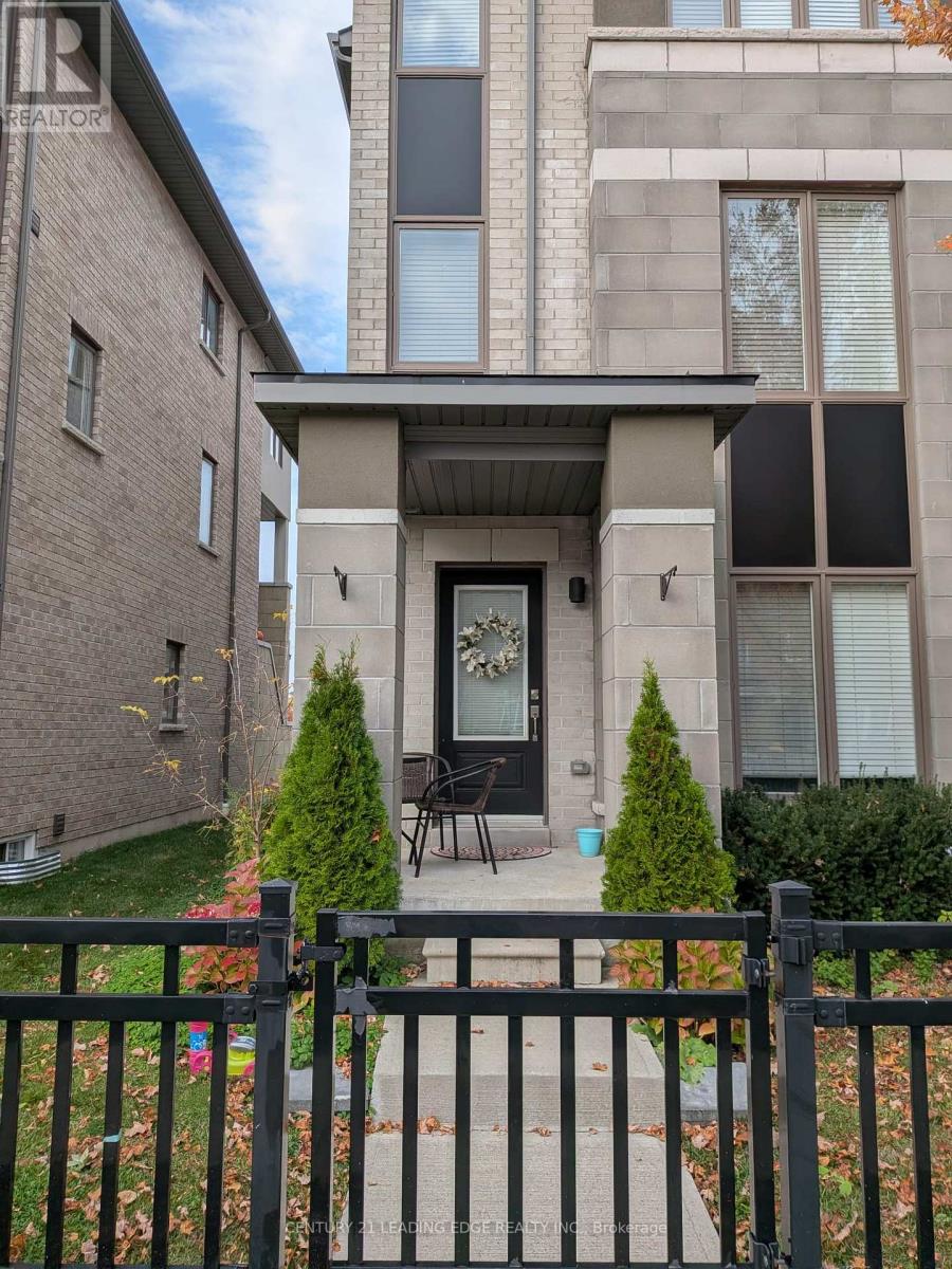 56- 15 Donald Fleming Way, Whitby, ON photo 2